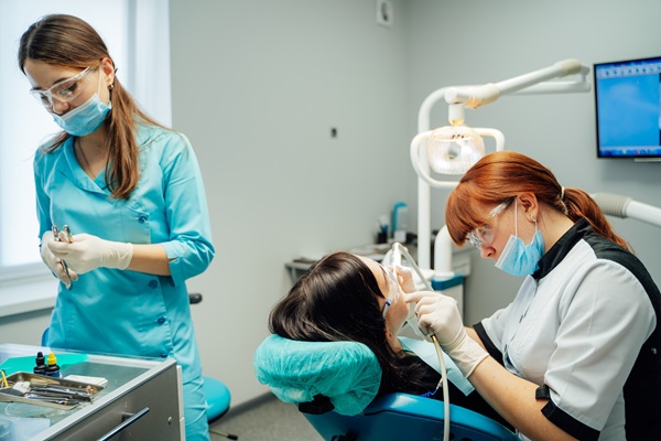 How To Keep Your Mouth Healthy After A Dental Cleaning