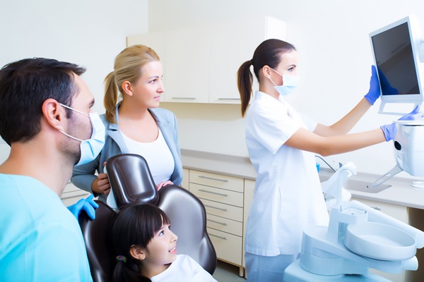 The Importance Of Regular Visits To A Family Dentist