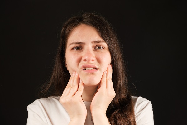 How A TMJ Dentist Can Help You